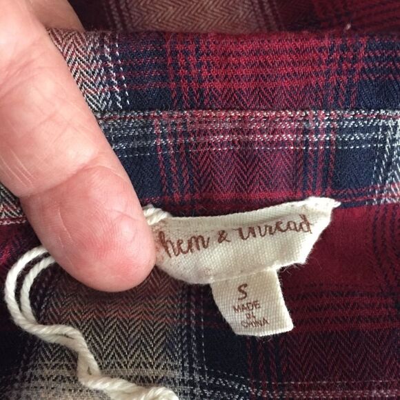 HEM & THREAD  button down shirt - Picture 7 of 7